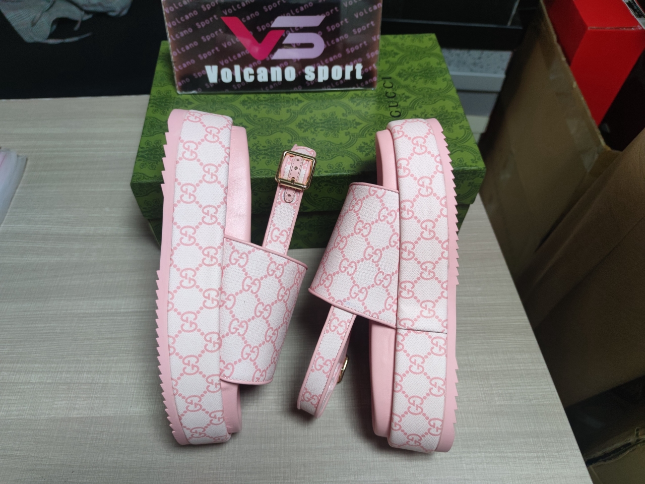 GUCCI Angelina Supreme Platform 30mm Sandal Pink