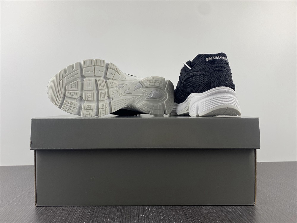 Balenciaga Phantom Sneaker in Black, Men's