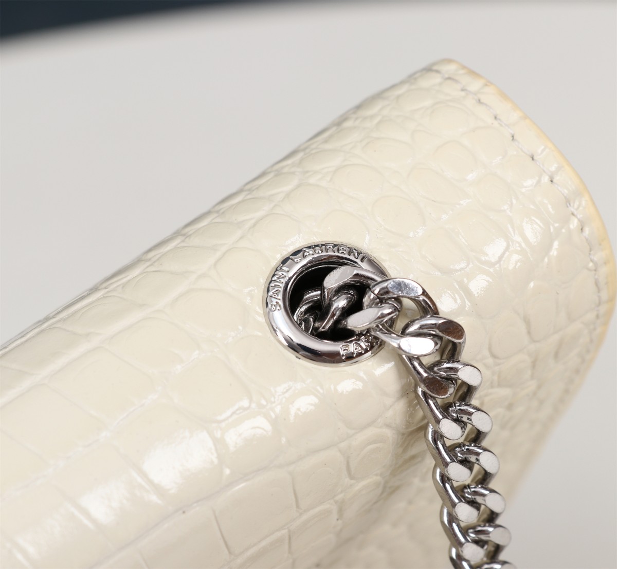 YSL 26700 (2) 24x5.5x14.5cm