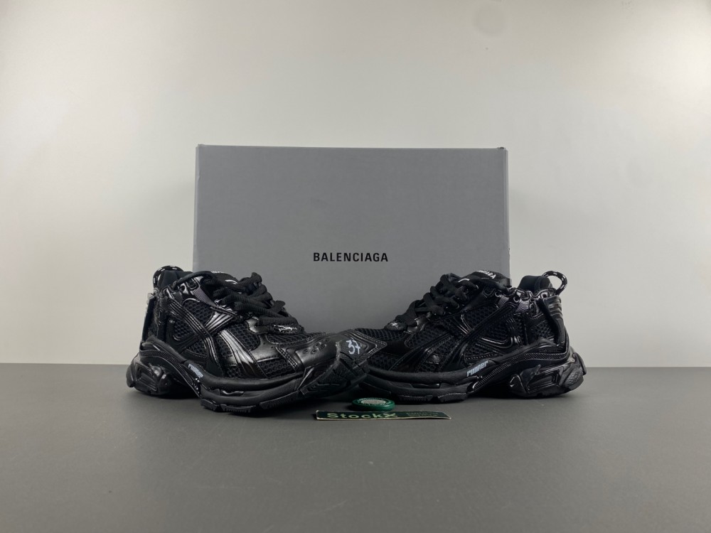 Balenciaga 772767-W3RNY-0135