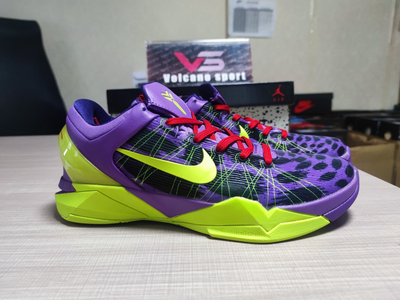 Kobe 7 Christmas (Leopard)