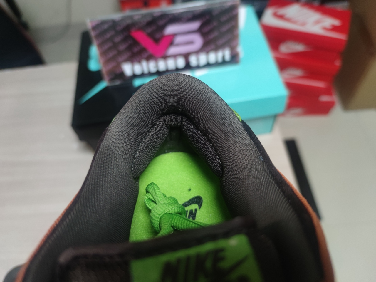 SB Dunk Low De La Soul 789841 332