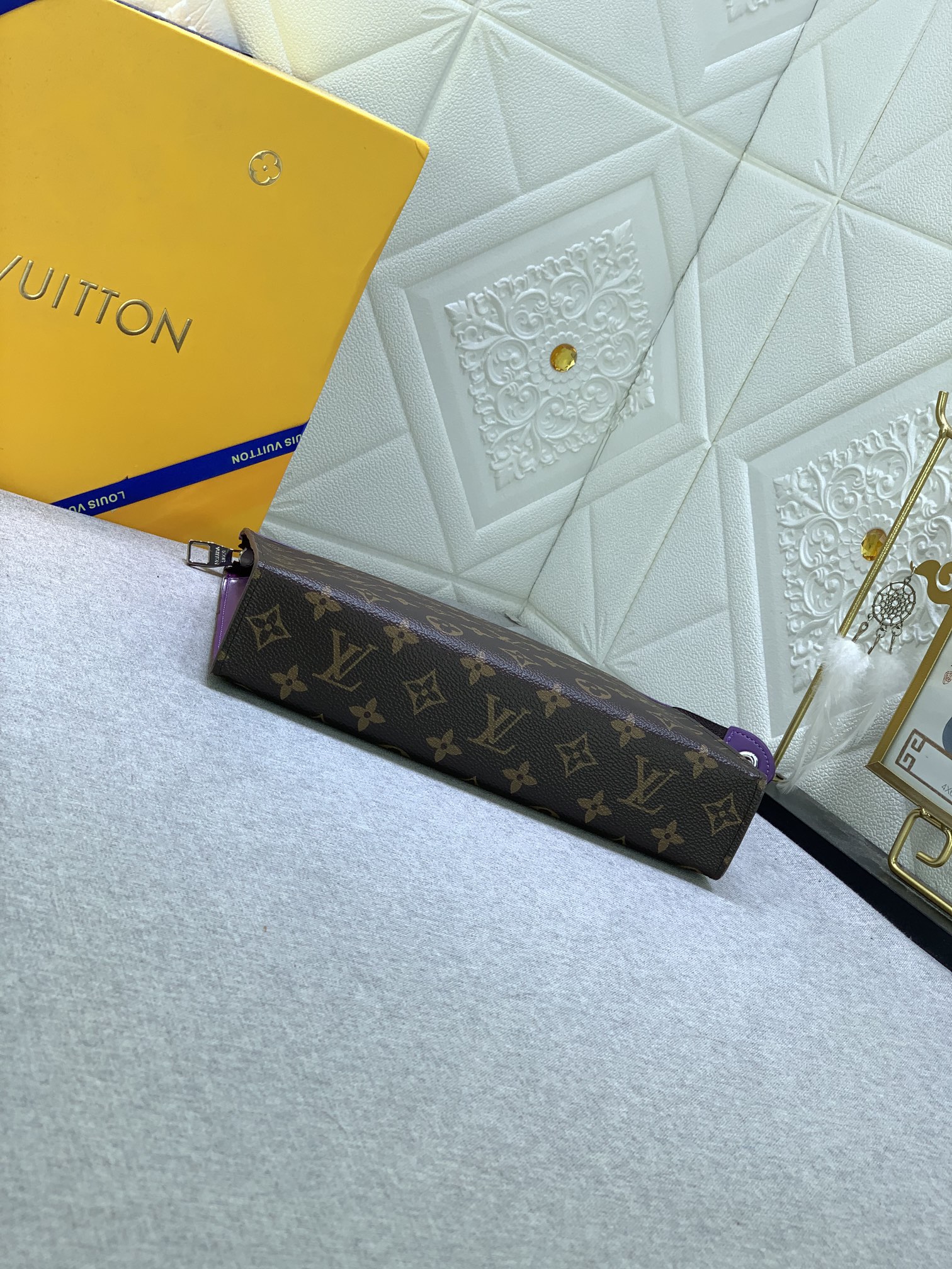 Louis Vuitton Pochette Voyage DnsNh M61692 (4) 27 x 21 x 6cm