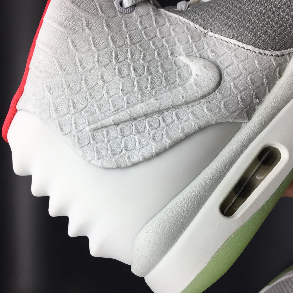 Nike Air Yeezy 2Pure Platinum