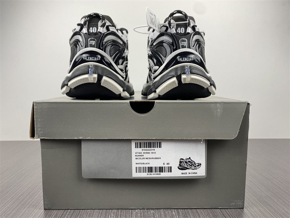 Balenciaga Runner 7.0 Black White