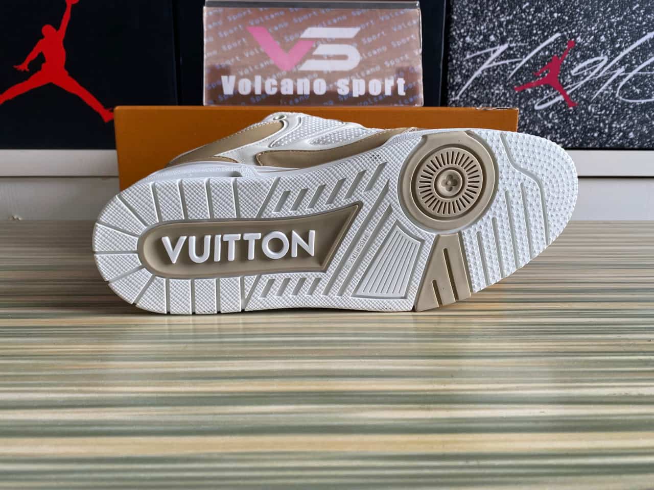 LV Skate Sneaker Beige White 1AARQH