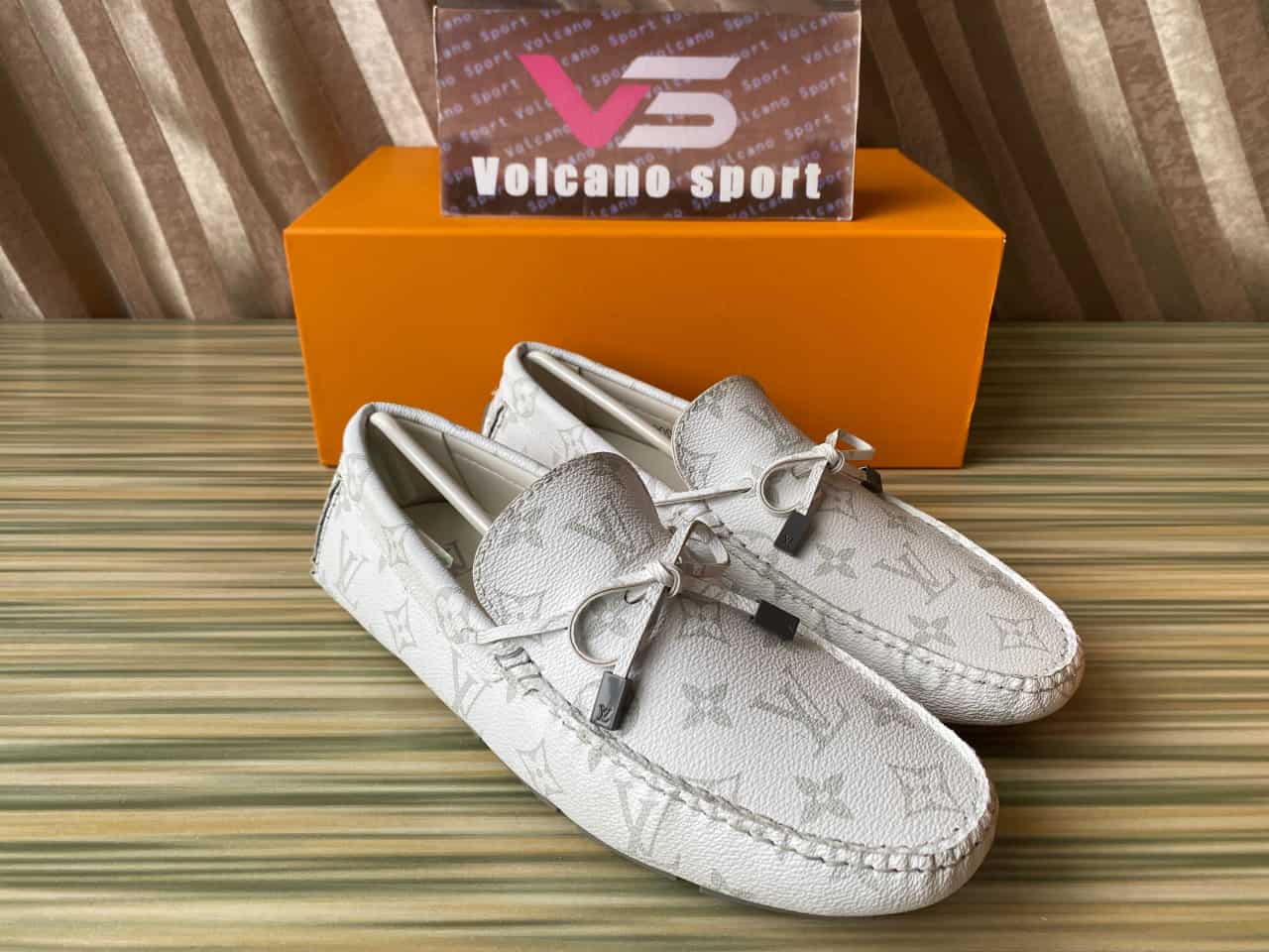 LV White Arizona Antartica Loafer