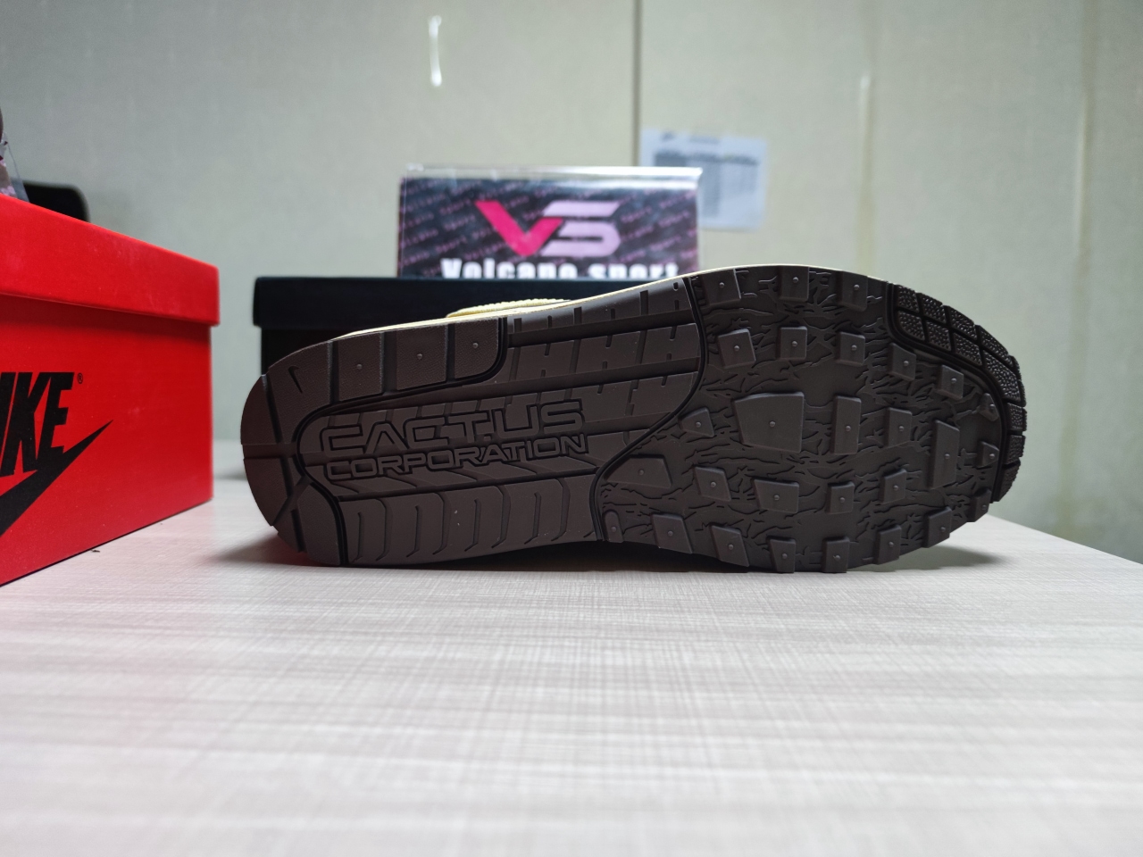 Air Max 1 Travis Scott Cactus Jack Baroque Brow DO9392 200