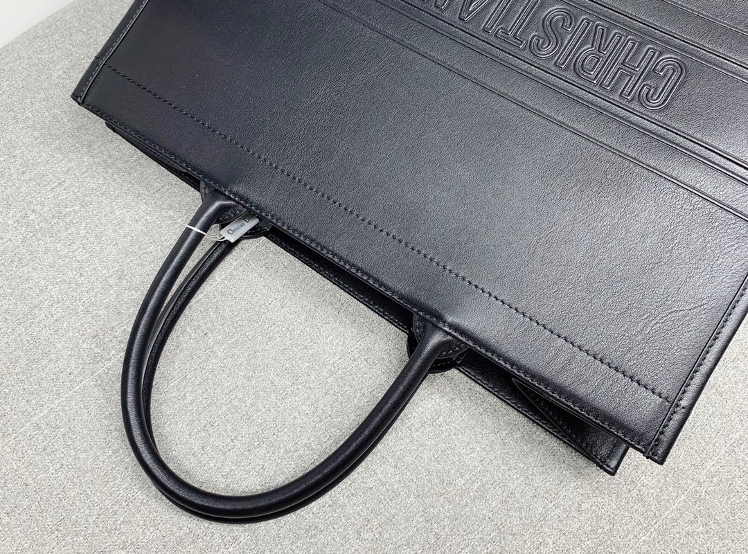 Dior Book Tote M1286 (8)