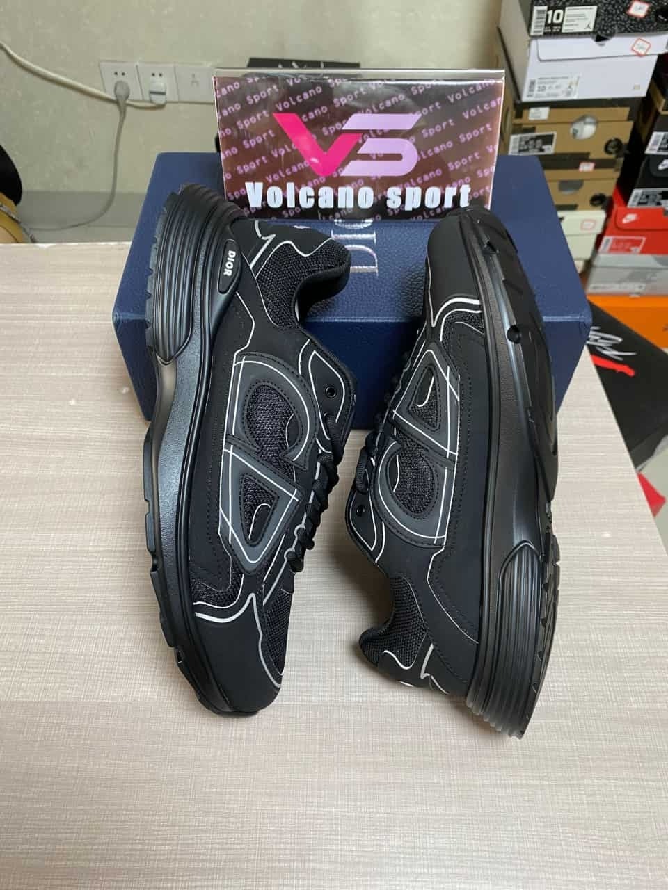 Dior B30 Triple Black 3SN279ZRF_H900