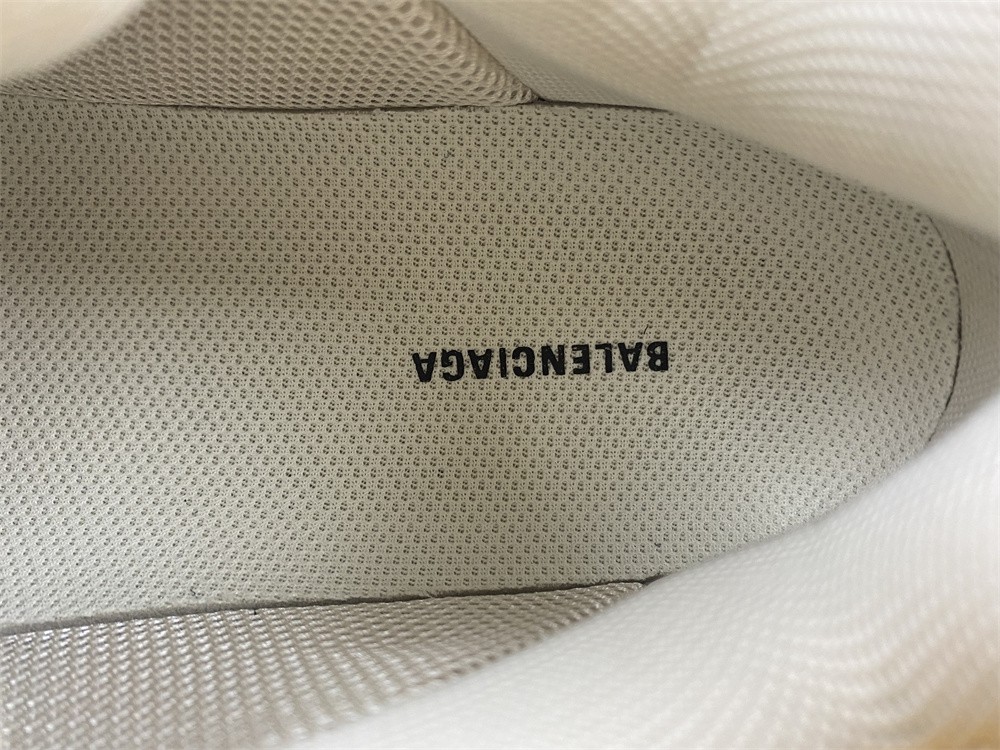 Balenciaga Triple S Sneaker EU 38/US 8 OffWhite