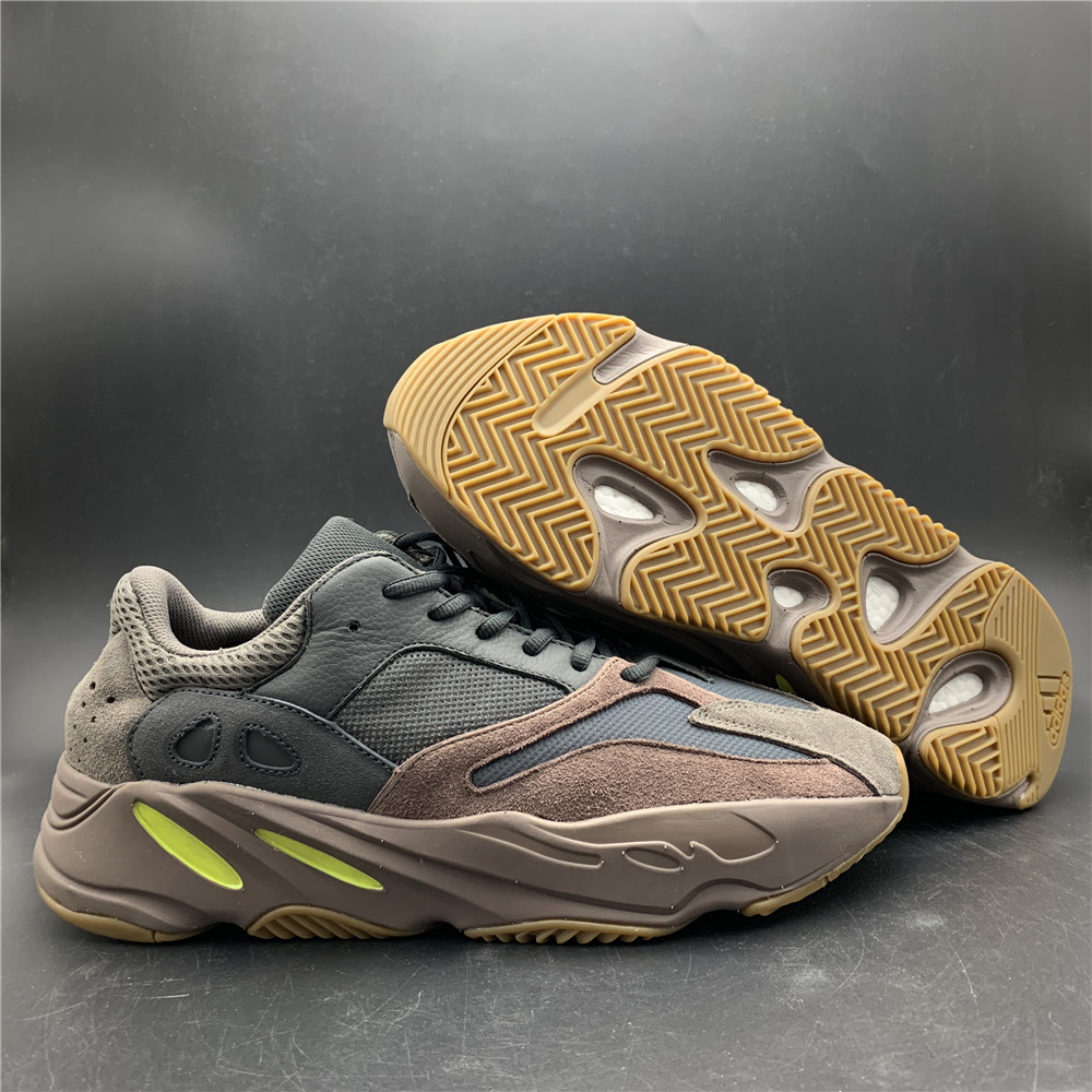 adidas Yeezy Boost 700Mauve