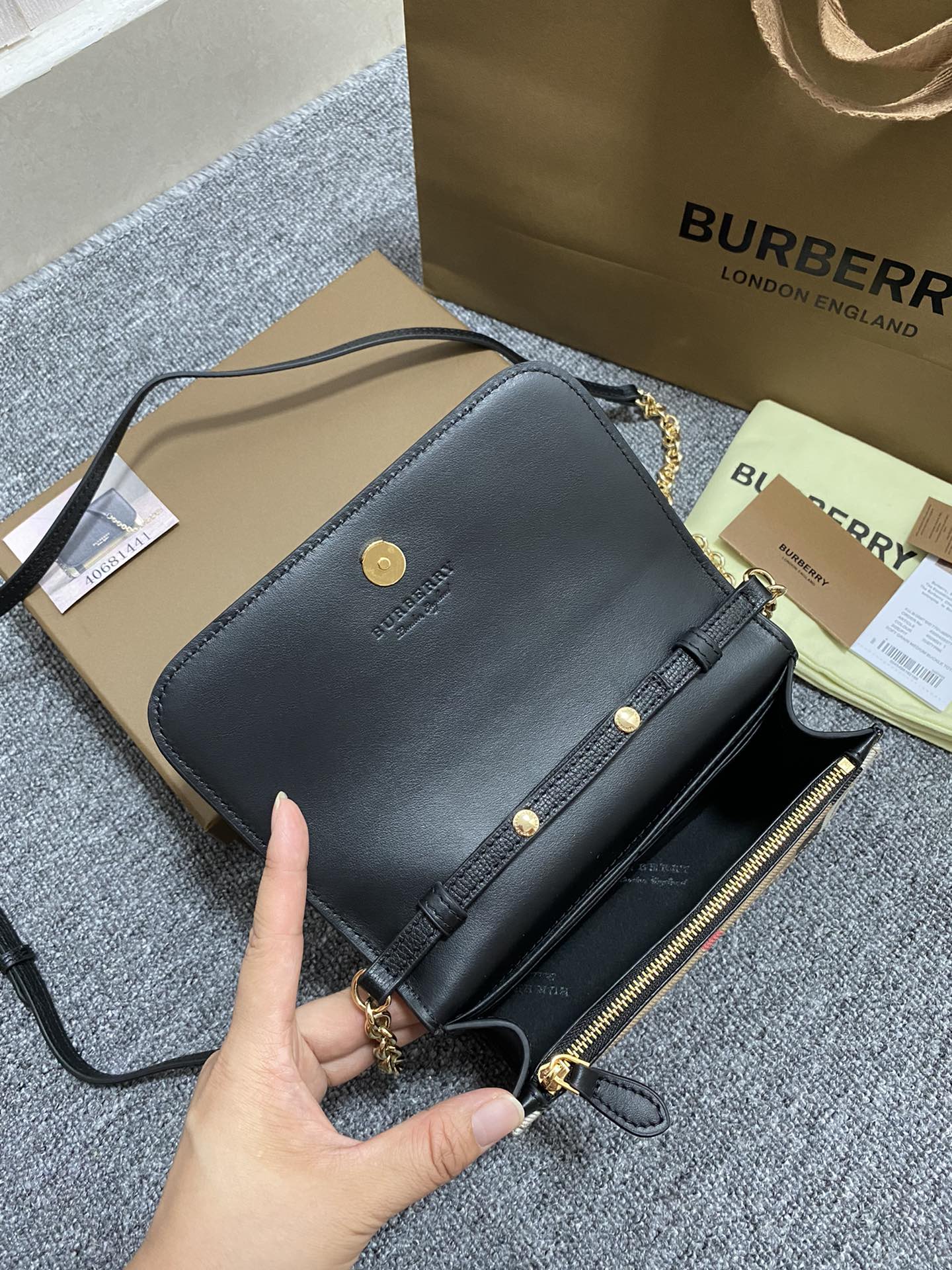 Burberry 1441 (4)