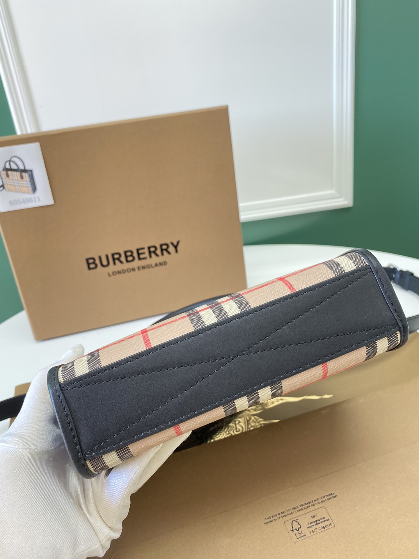 Burberry 861153 19.5 x 6 x 14cm
