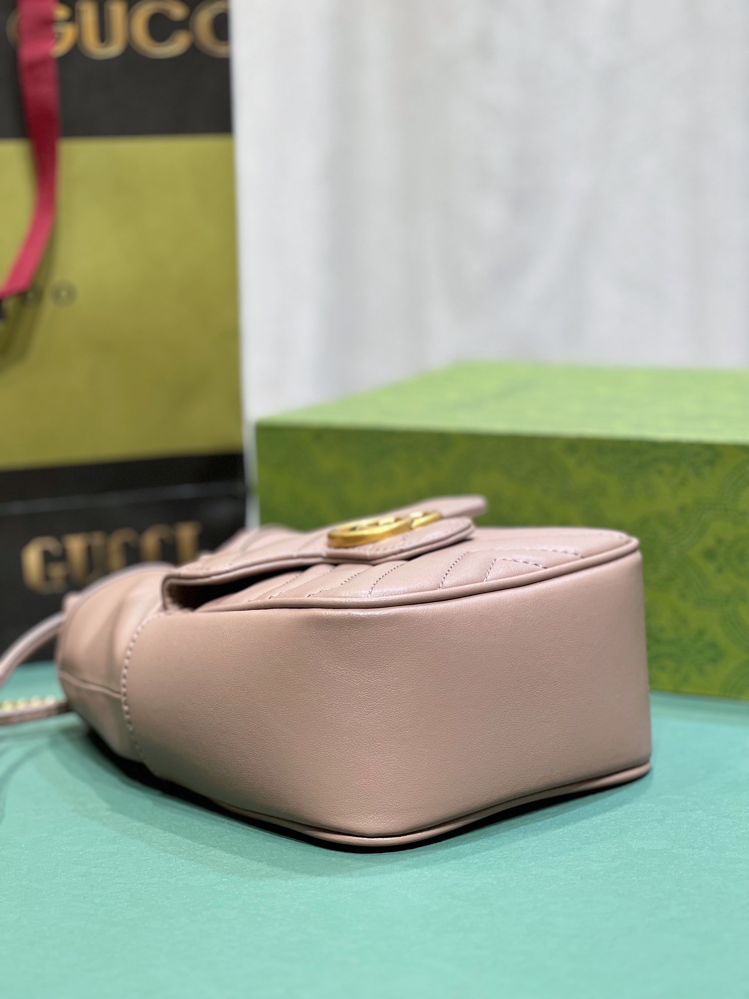 Gucci 746433 14.5x20x7.5cm