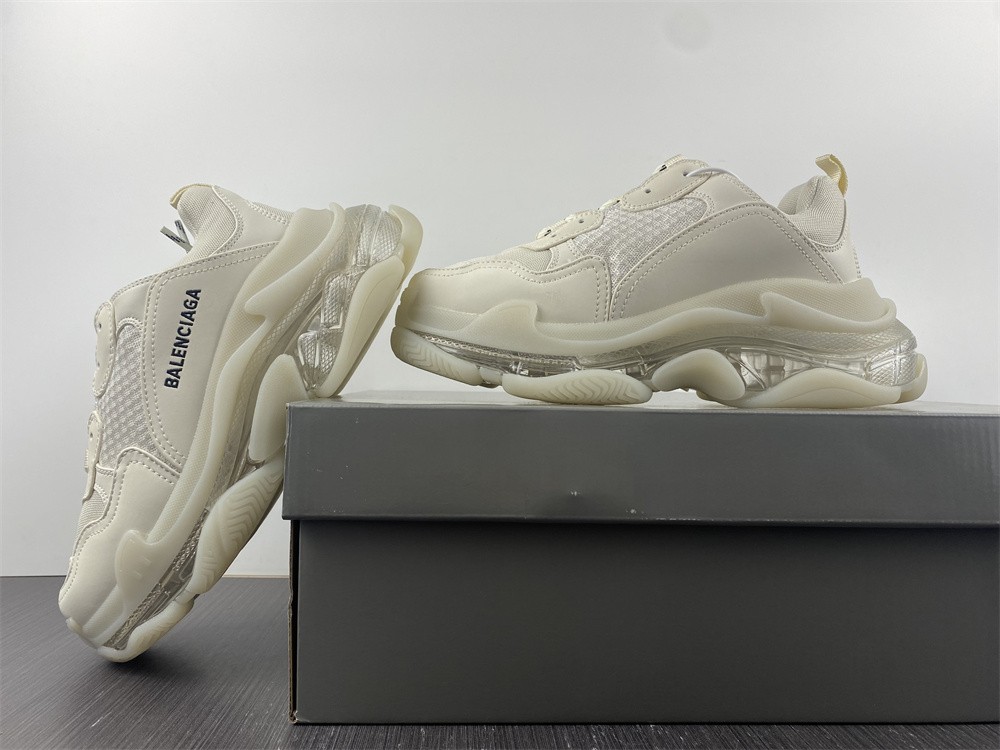 Balenciaga Triple S Sneaker EU 38/US 8 OffWhite