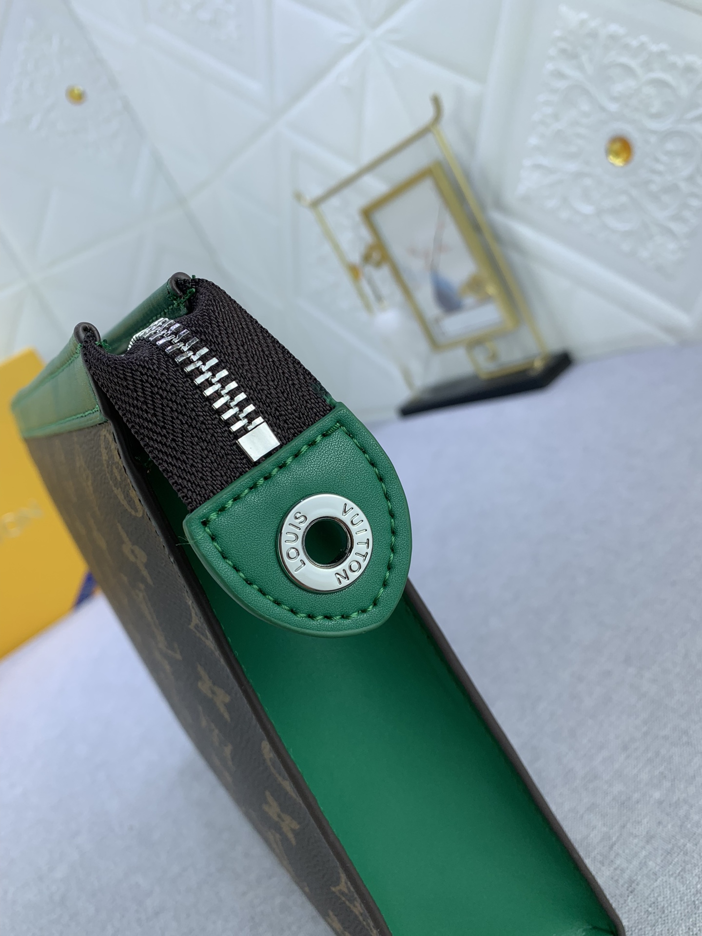 Louis Vuitton Pochette Voyage DnsNh M61692 (5) 27 x 21 x 6cm