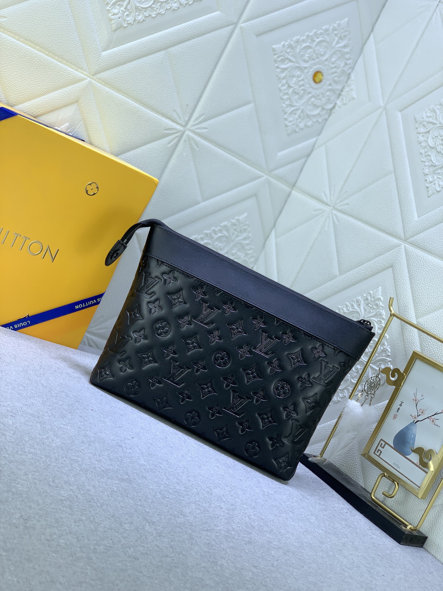 Louis Vuitton pochette voyage souple M82545 (3) 32 x 21 x 8cm