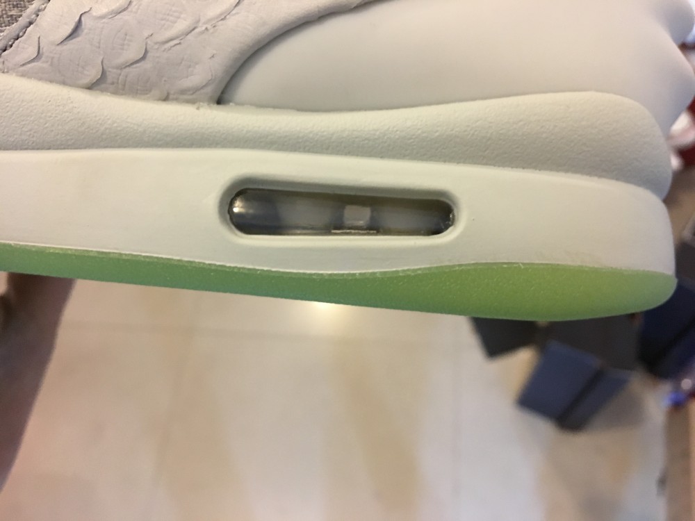 Nike Air Yeezy 2Pure Platinum