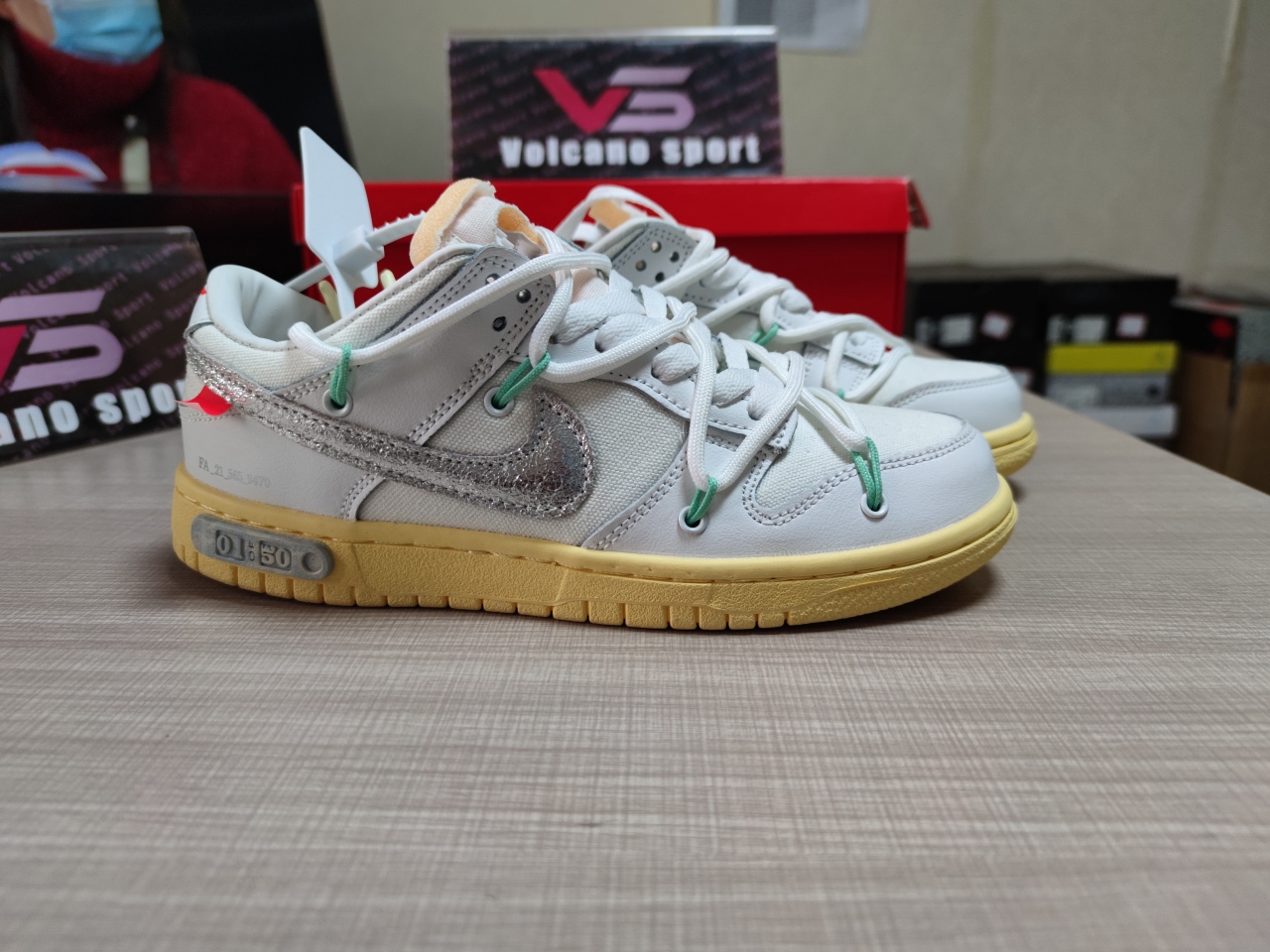 Dunk Low Off-White Lot 1 DM1602 127