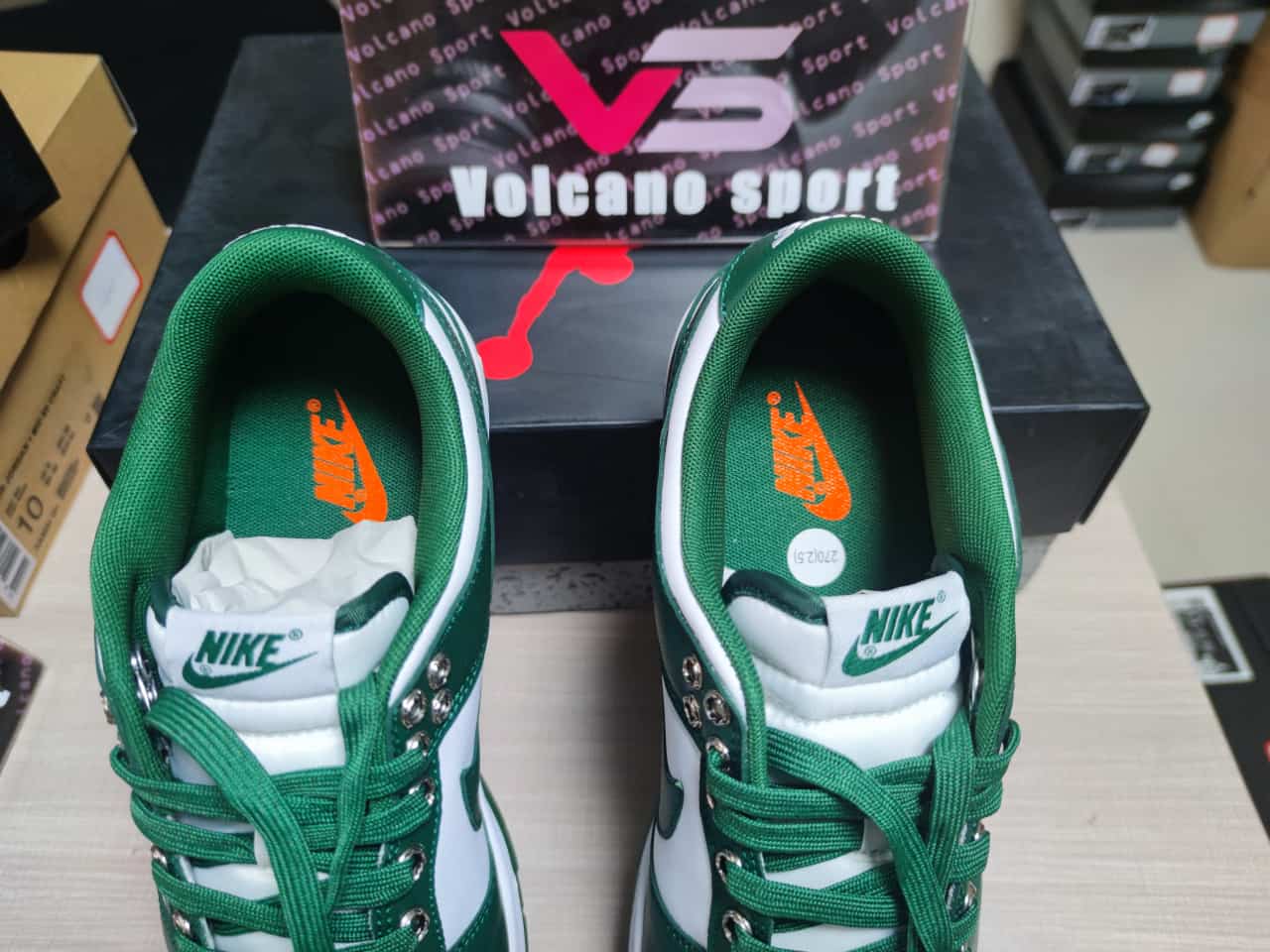 Dunk low retro DD1391 101