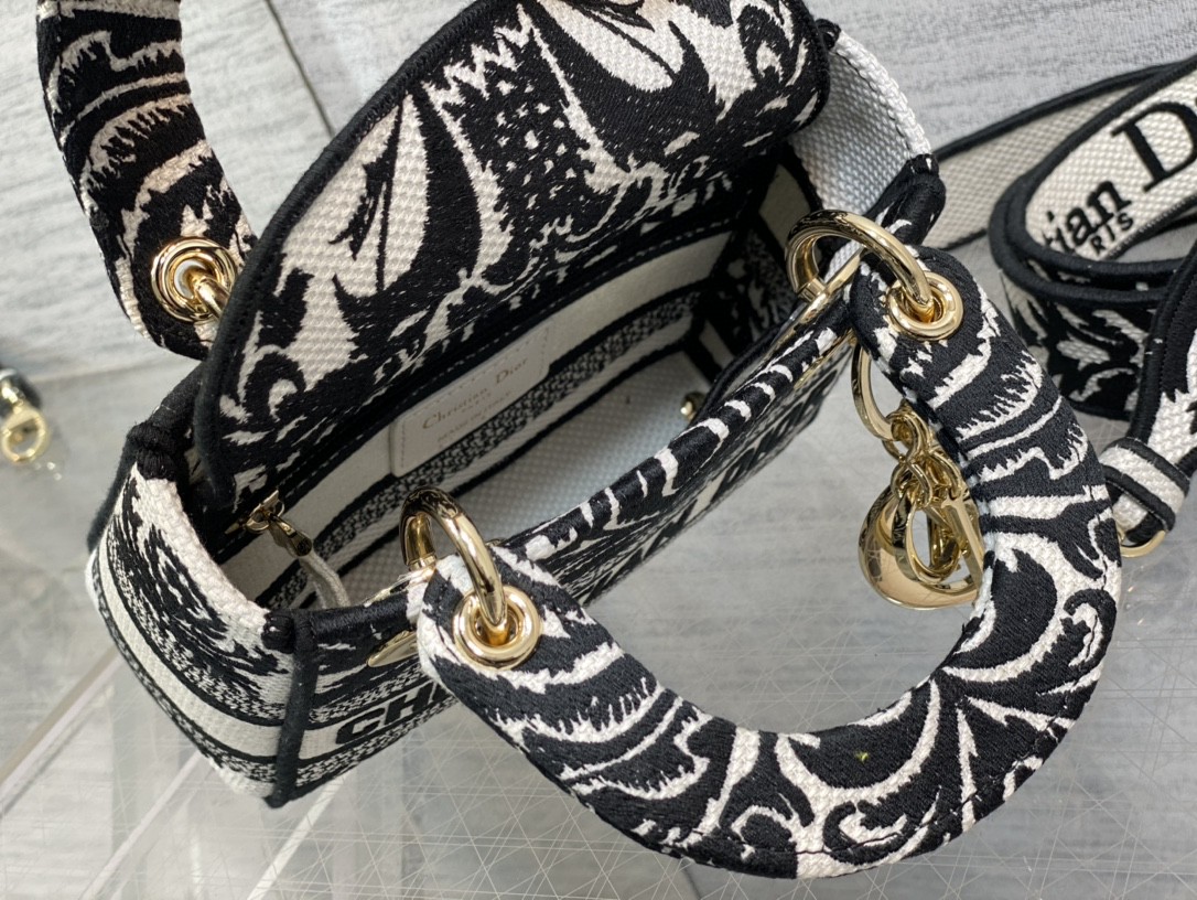 Dior Lady -2 (28) 17*7*15cm