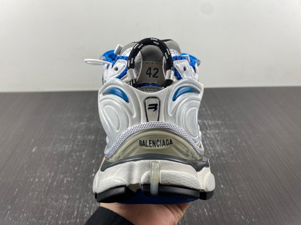 Balenciaga 772774-W3RBW-0575