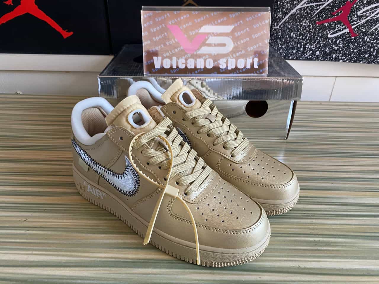 Air Force 1 Low Off-White Low Metal Gold OW Silver DX1419-900