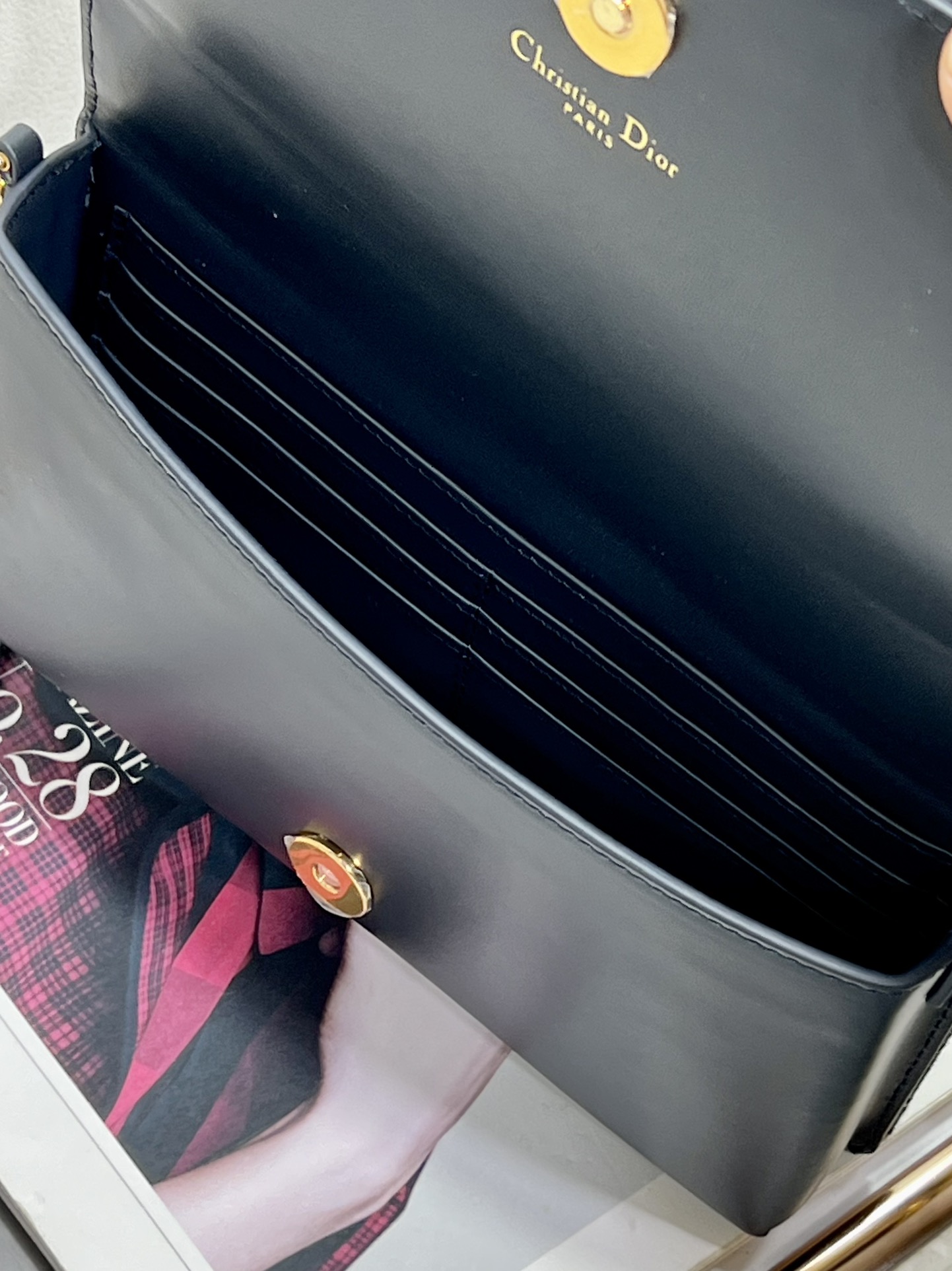 Dior CD Signature 2046 21x11x5cm