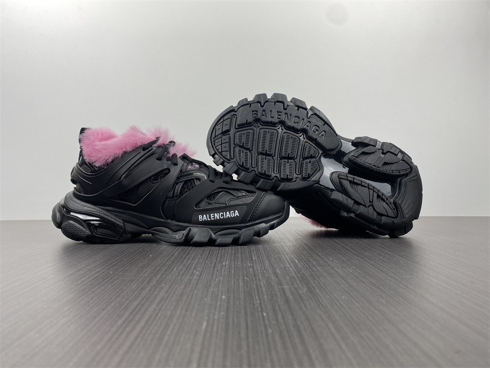 Balenciaga Track Fur Black/Pink 668555 W3CQ6 1050