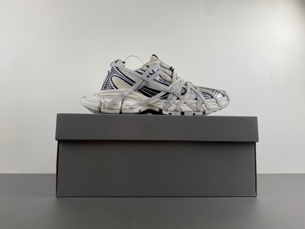 Balenciaga Phantom Sneaker 778698 W3XLL 0125