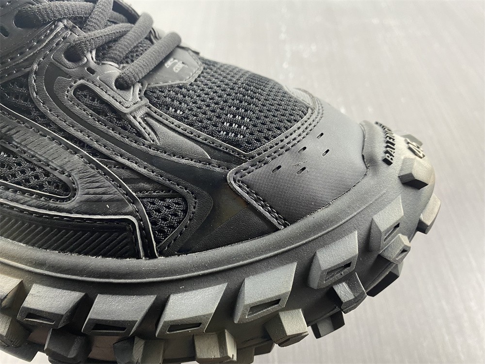 Balenciaga Bouncer Chunky-Sole Sneakers - Black for Women