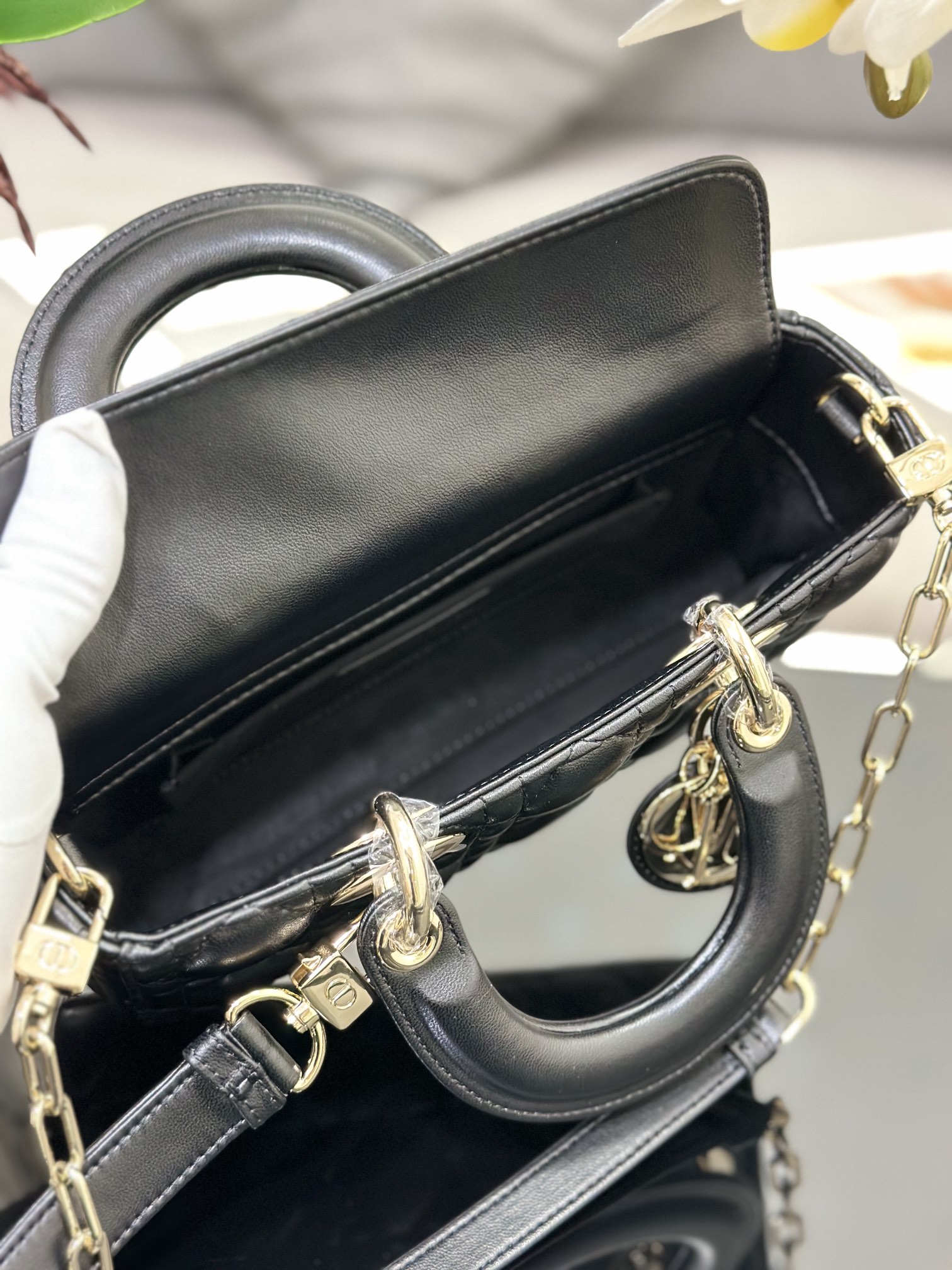 Dior Lady M0613(2) 22 x 12 x 6cm