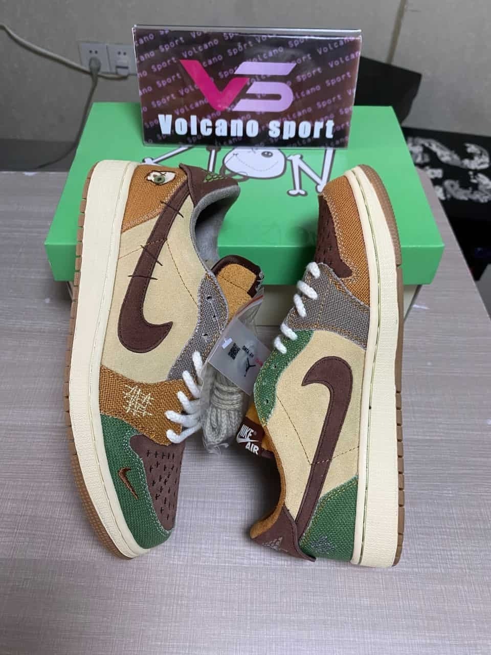 Jordan 1 Retro Low OG