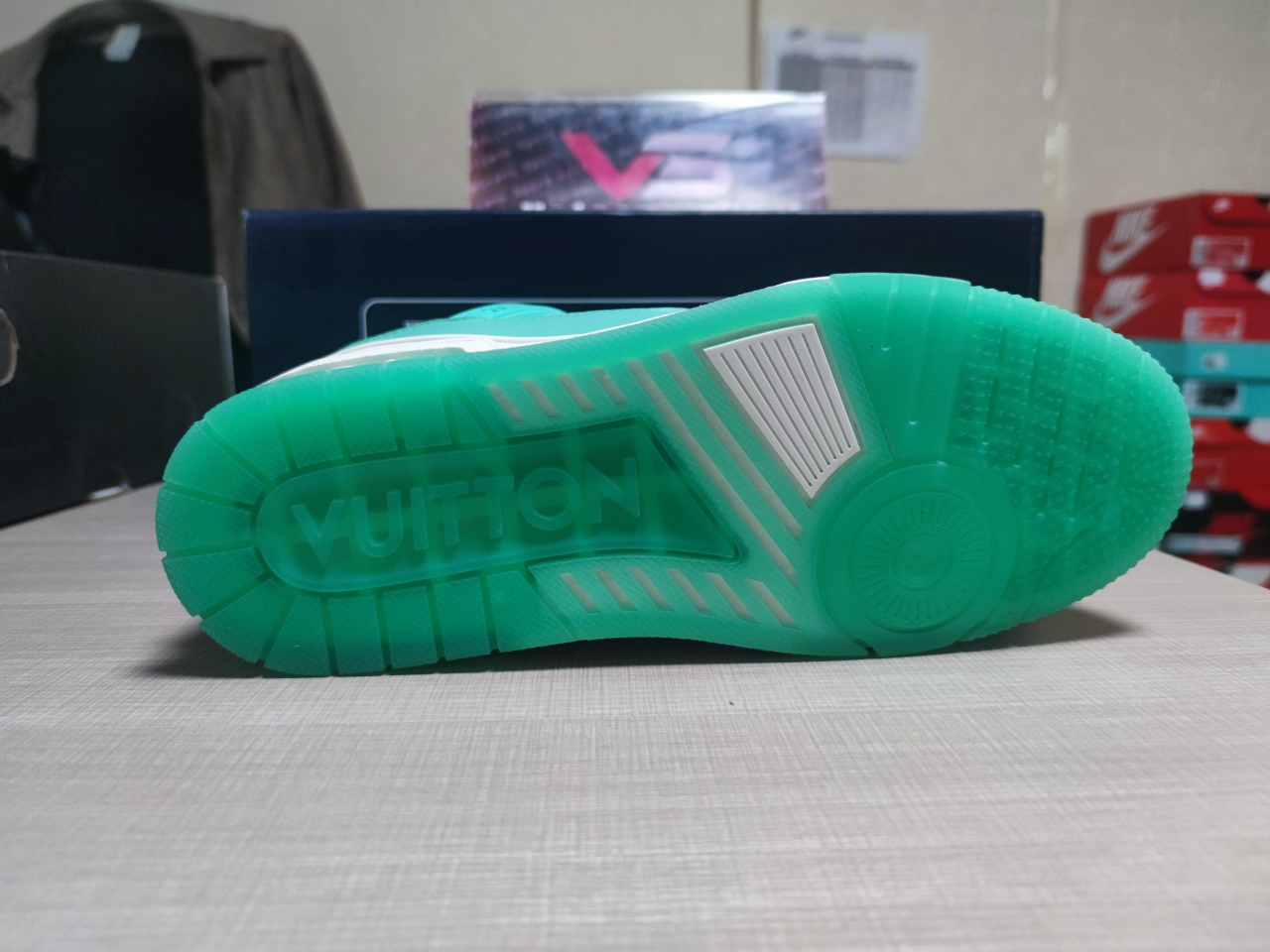 LV Trail Sneaker 380N Green