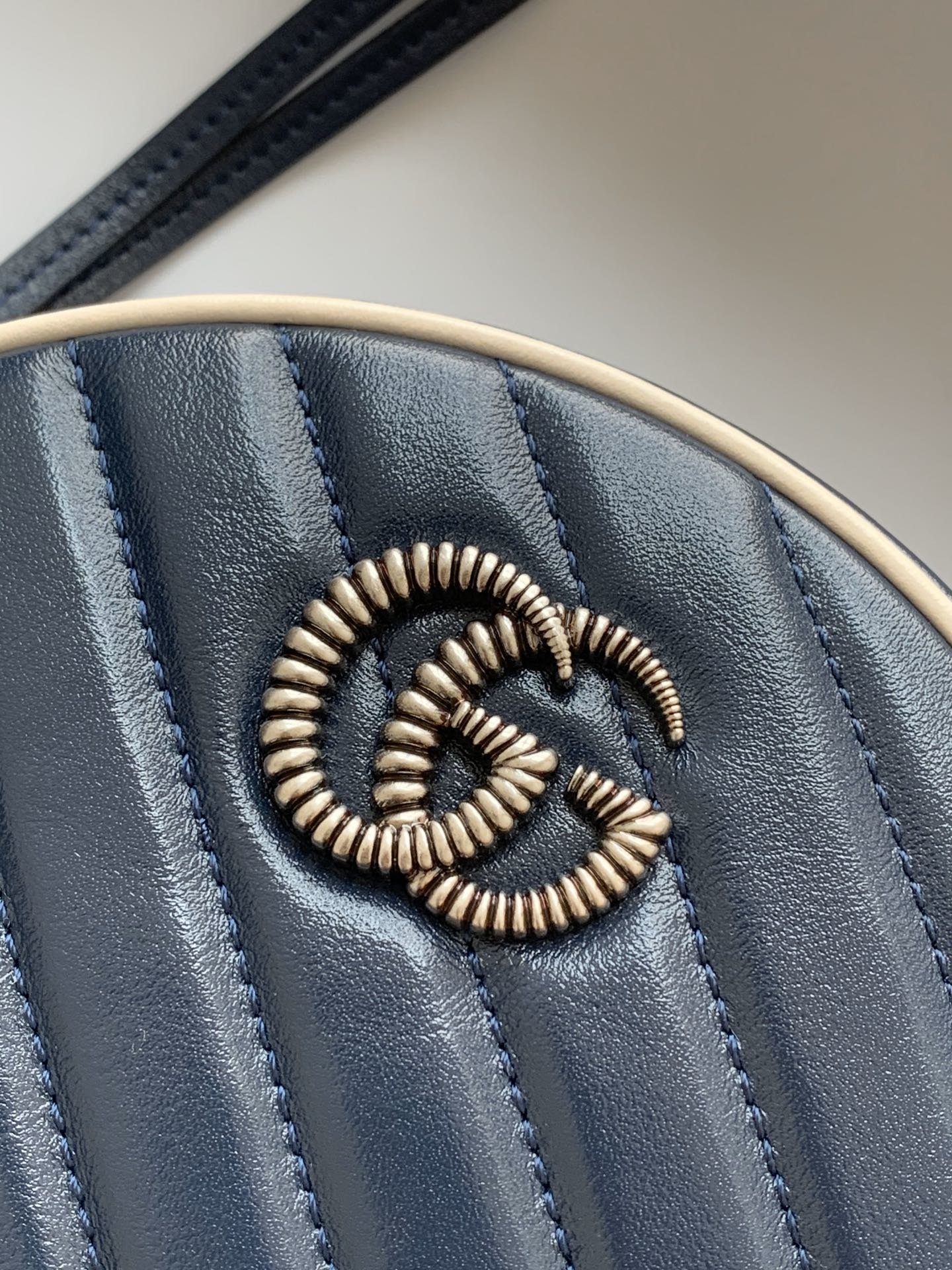 GUCCI 550154 18.5/18.8/6.5cm