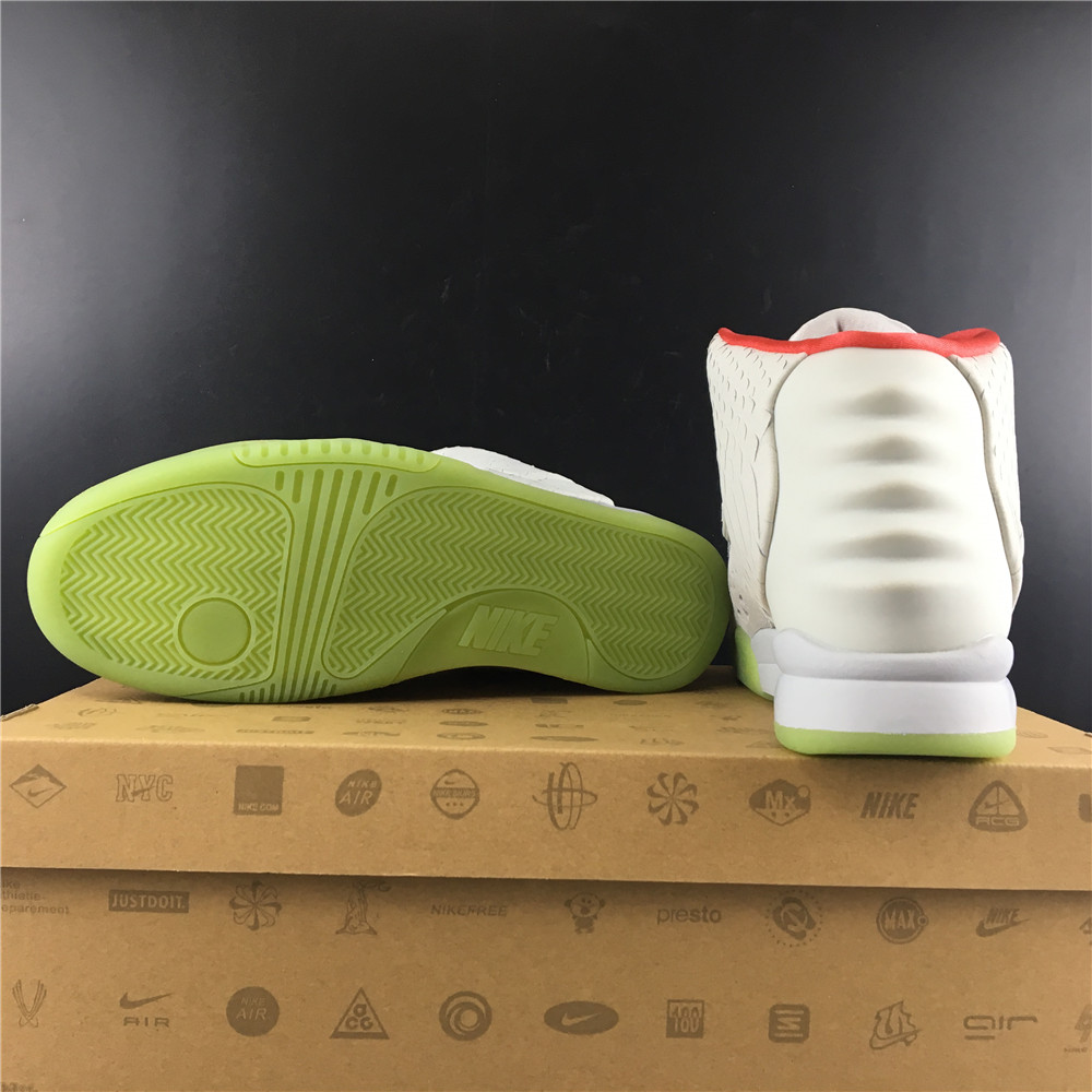 Nike Air Yeezy 2Pure Platinum