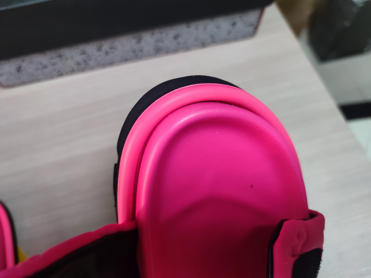 LV Frontrow sneaker Rose