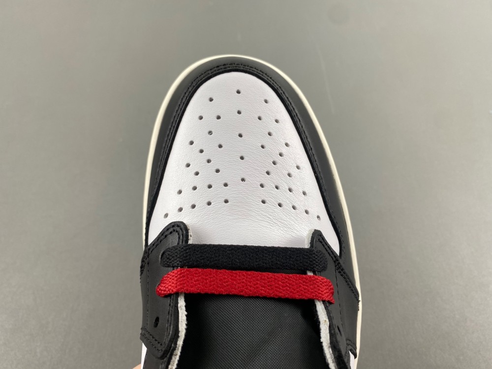 Air Jordan 1 High OG “Black Toe Reimagined”DZ5485-106