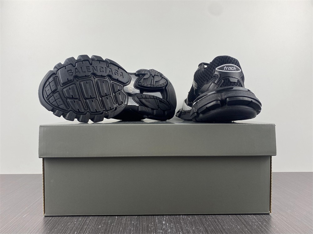 Balenciaga Track.3Black (Women's)