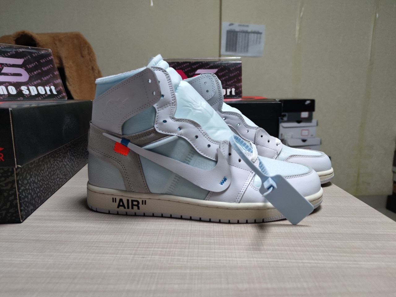 Jordan 1 Retro High x Off-White White AQ0818-100
