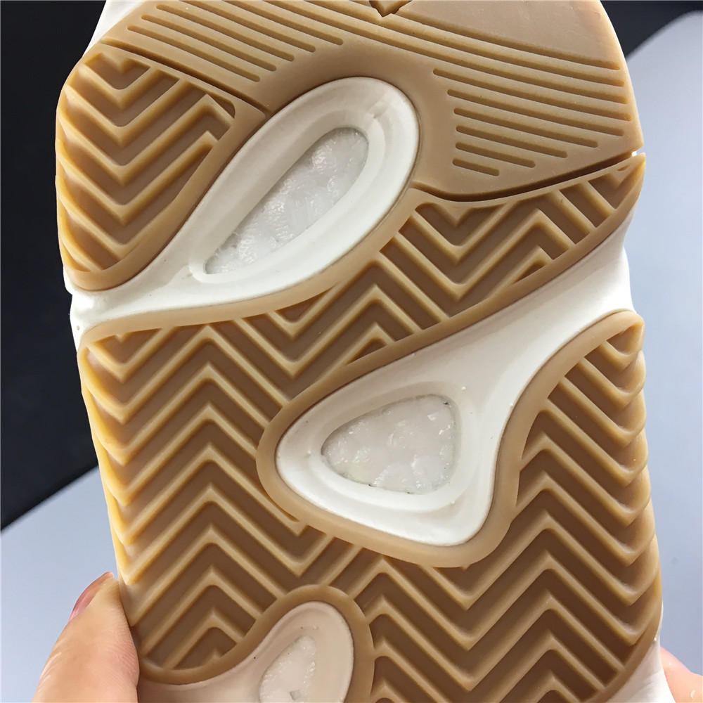 adidas Yeezy Boost 700Magnet