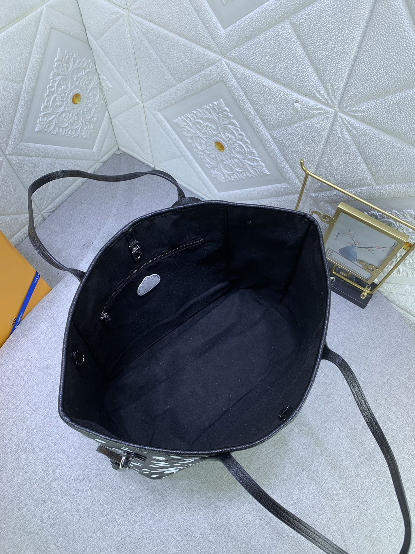 Louis Vuitton ONTHEGO M46390 32 x 29 x 17cm