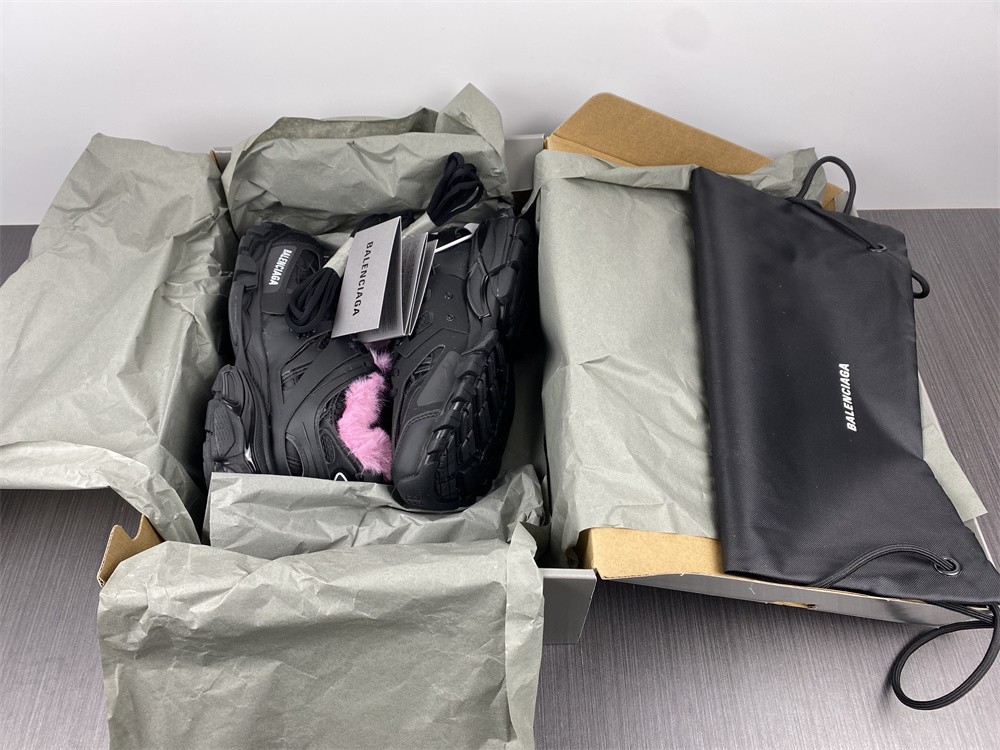 Balenciaga Track Fur Black/Pink 668555 W3CQ6 1050