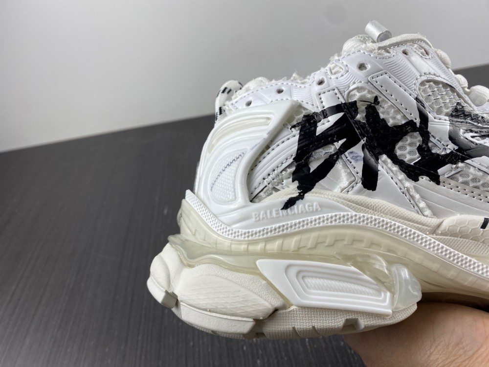 Balenciaga Runner Graffiti