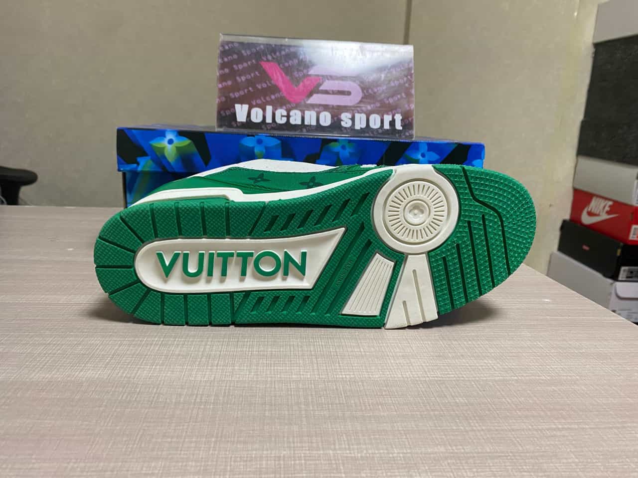 LV Trainer #54 Signature Green White