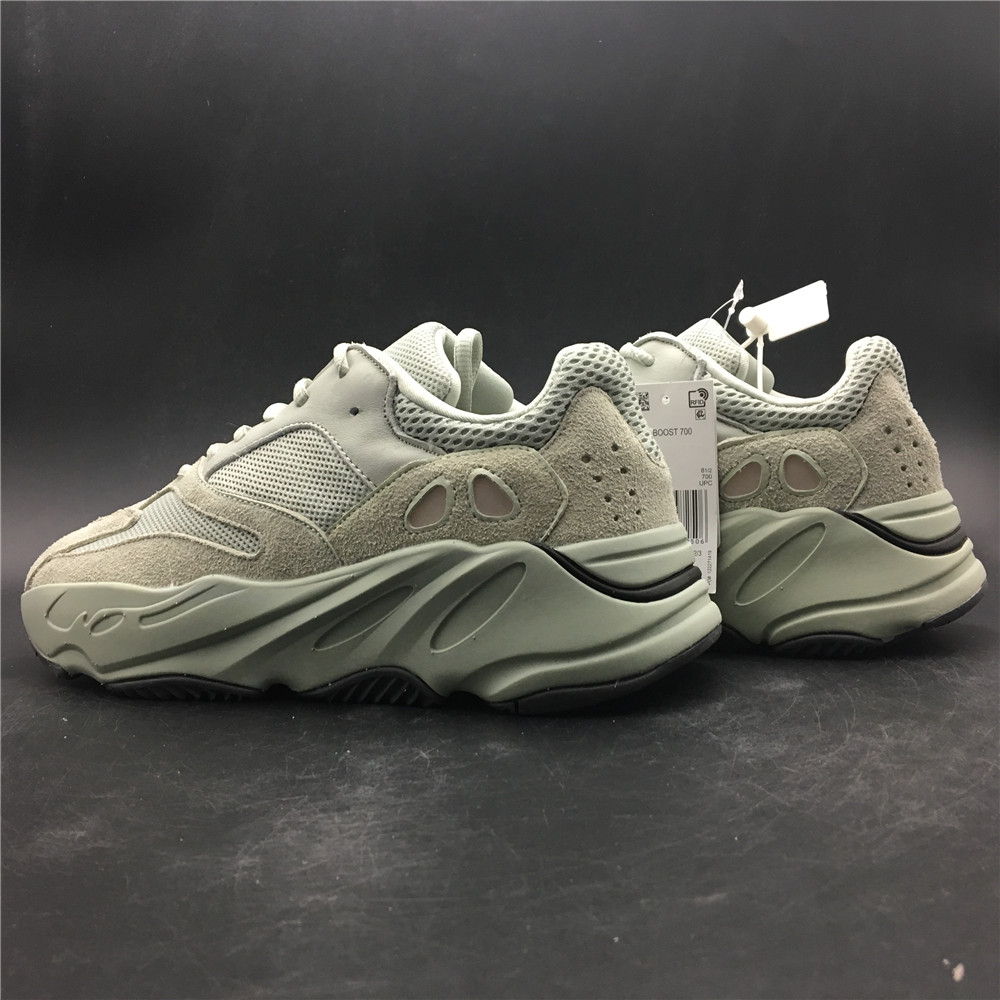 adidas Yeezy Boost 700Salt