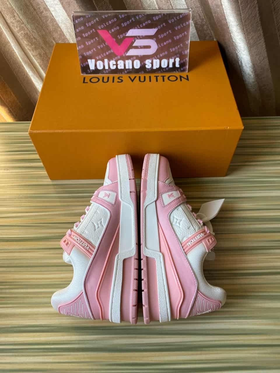 LV Trainer Pink Rose