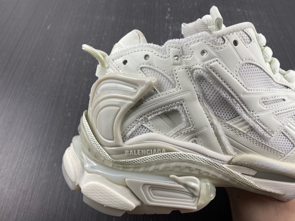 Balenciaga RunnerWhite Glow In The Dark