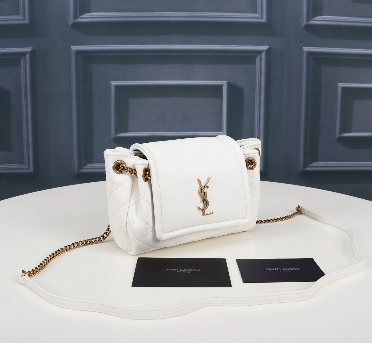 YSL Mini Nolita 672738 18x13x6cm